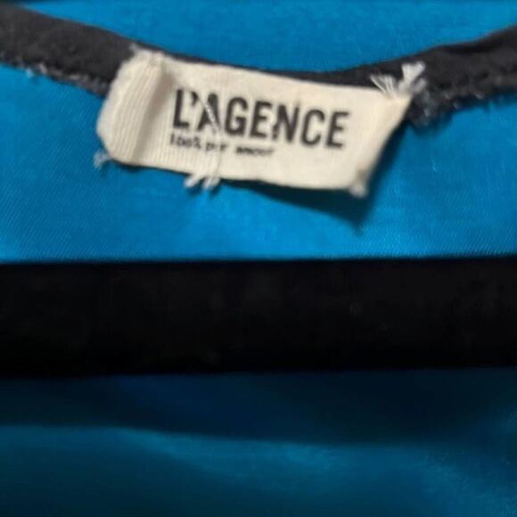 L’AGENCE VNECK SLEEVELESS BLOUSE SIZE L - Picture 3 of 5